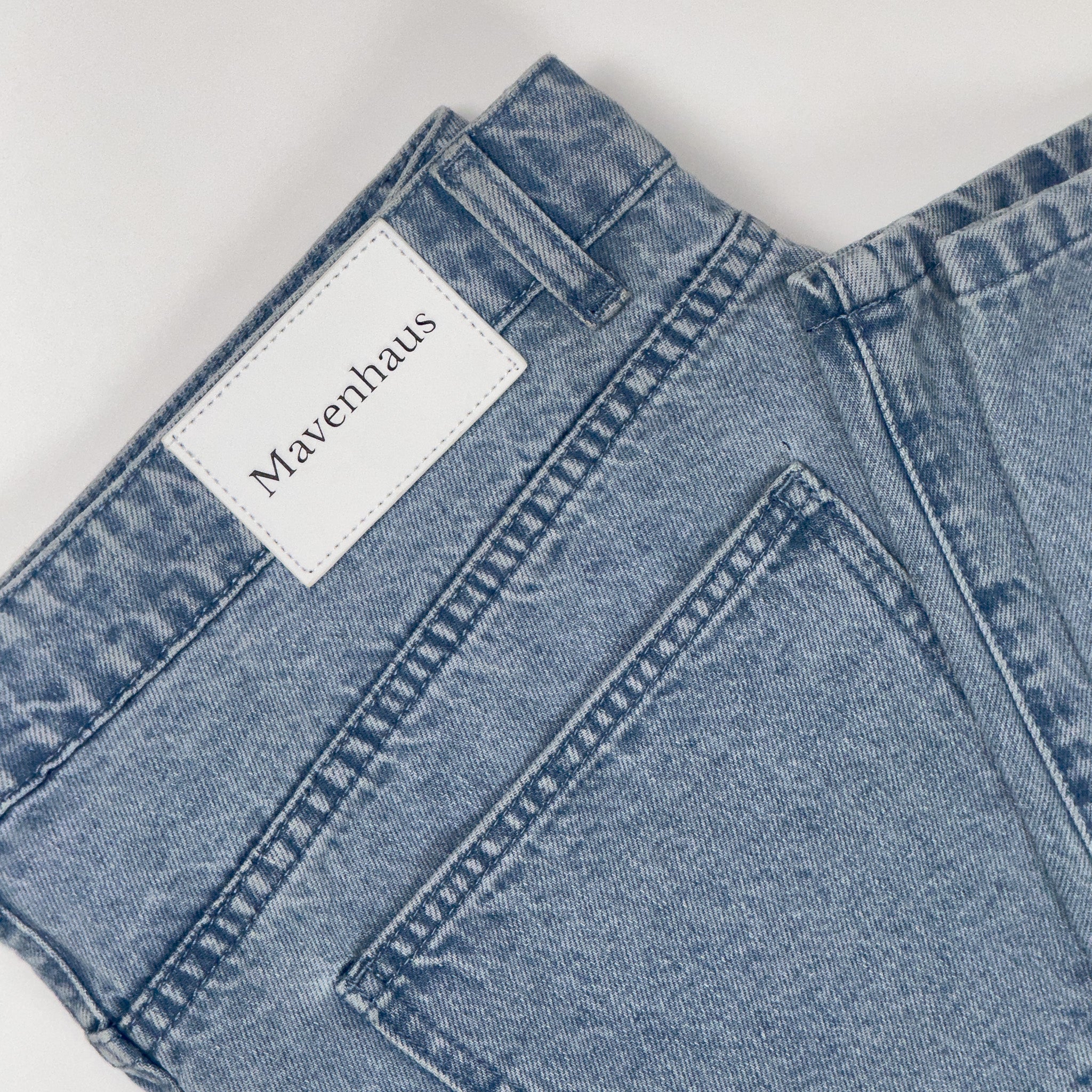 Pleated Core Jeans - Light Blue