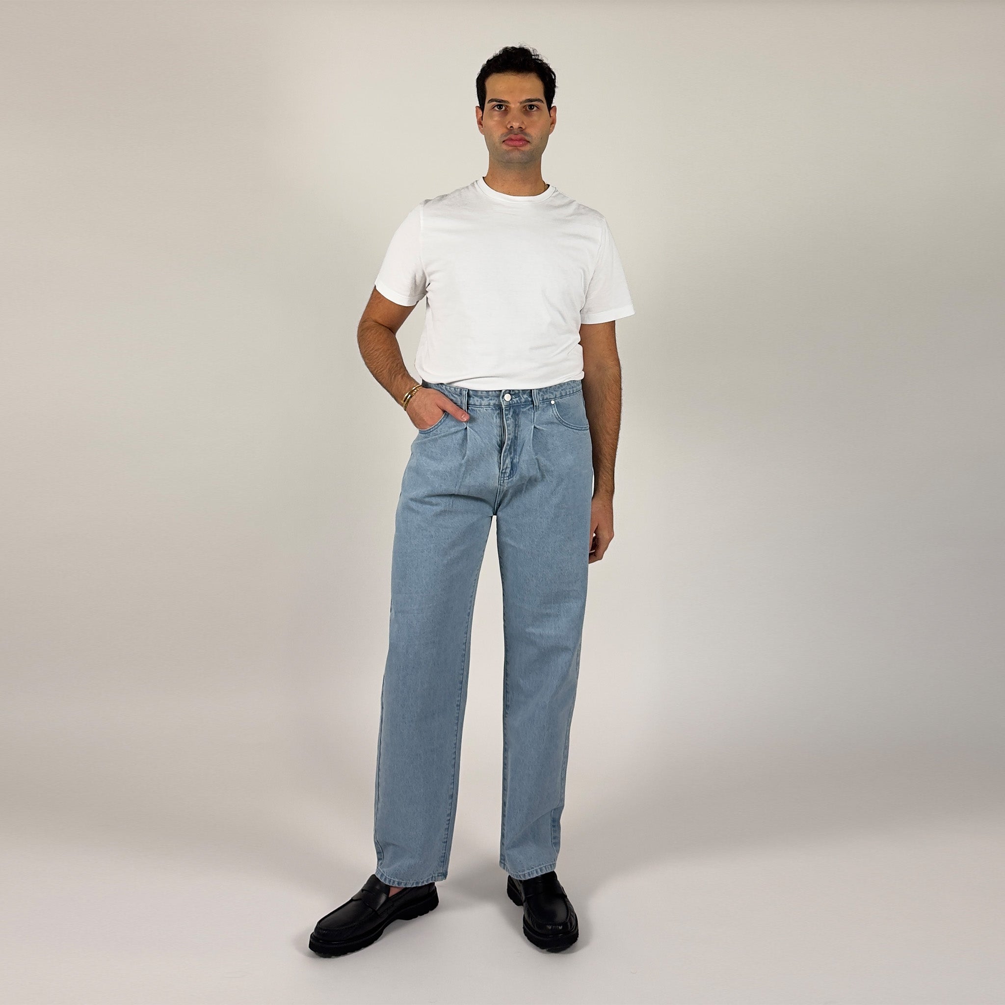 Pleated Core Jeans - Light Blue