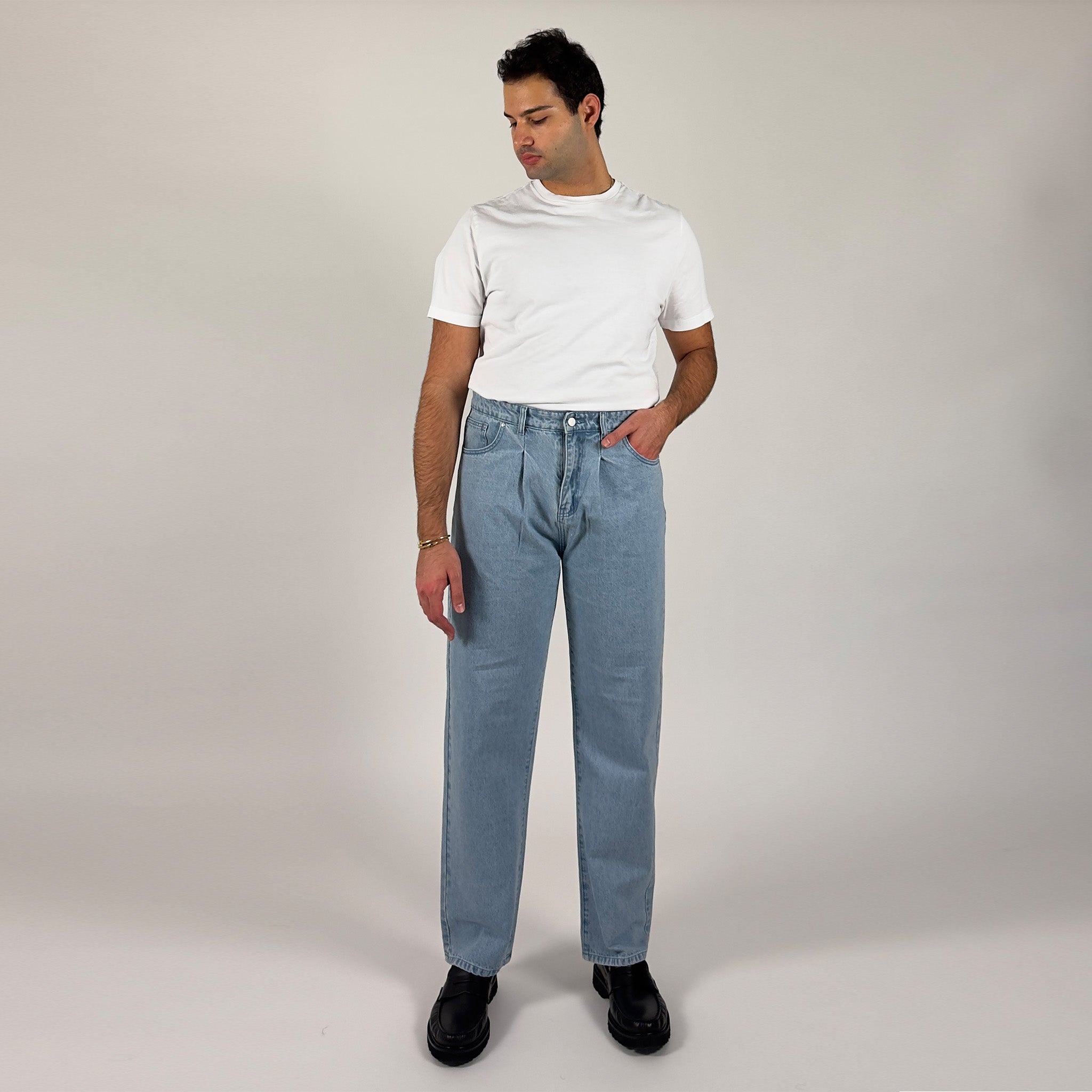 Pleated Core Jeans - Light Blue